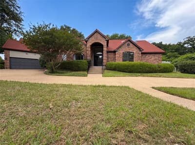2405 Castle Rock Road, Arlington TX 76006
