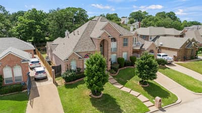 2308 Megan Way, Arlington TX 76016 - Photo 2