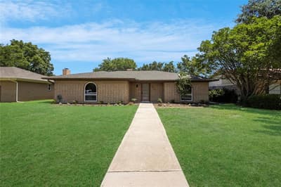 1821 El Paso Street, Lewisville TX 75077