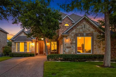 9024 Bottlebrush Lane, Irving TX 75063