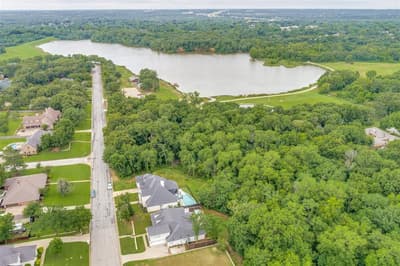 915 Waterloo Lake Drive, Denison TX 75020 - Photo 2