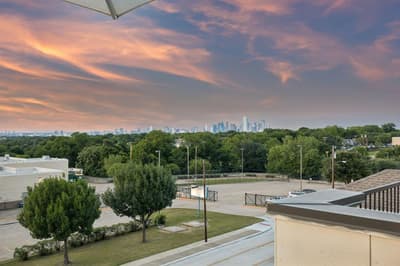 1925 Woodland Heights Place, Dallas TX 75208 - Photo 2