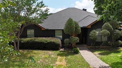 104 Creek Side Court, Kennedale TX 76060