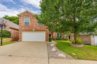 4917 Dougal Avenue, Fort Worth TX 76137