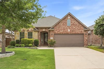 705 Llano Falls Drive, McKinney TX 75071 - Photo 3
