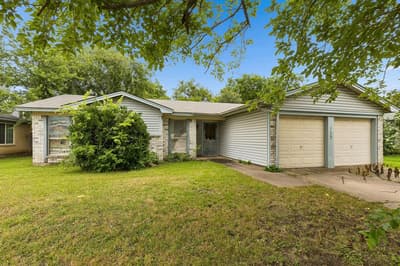 122 Cimarron Lane, Arlington TX 76014