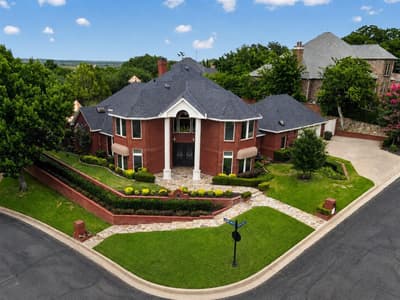 5811 Scenic Bay Court, Arlington TX 76013