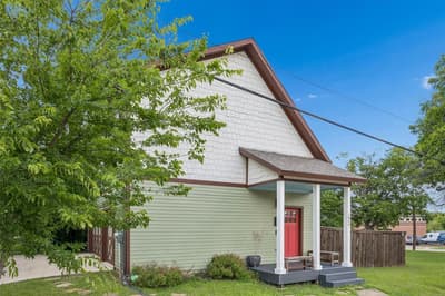 801 W Morphy Street, Fort Worth TX 76104