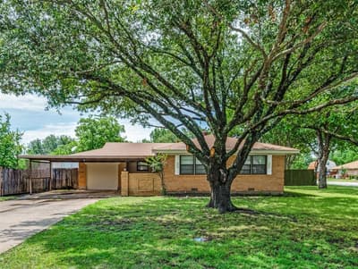 221 Leighton Drive, Terrell TX 75160