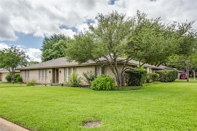 2414 Lakeview Circle, Arlington TX 76013