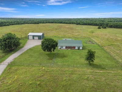 20280 US Highway 82 W, Honey Grove TX 75446
