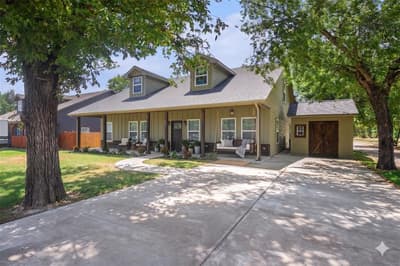 290 E Aurora Street, Rhome TX 76078