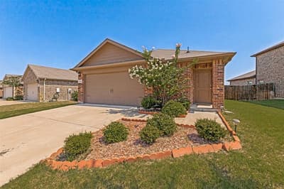 2425 Russell Street, Crandall TX 75114