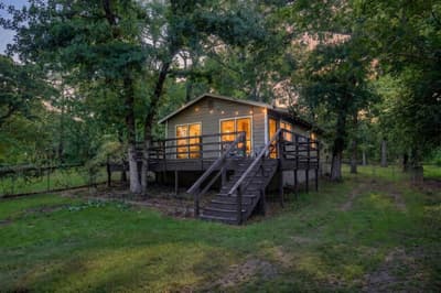 1001 Leaning Oak Drive, Tool TX 75143