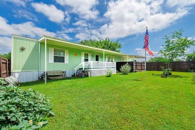 1501 Lark Court, Pelican Bay TX 76020