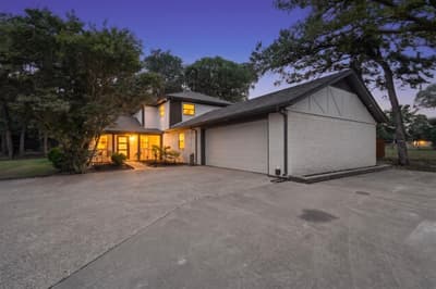 150 S Woodland Trail, Double Oak TX 75077