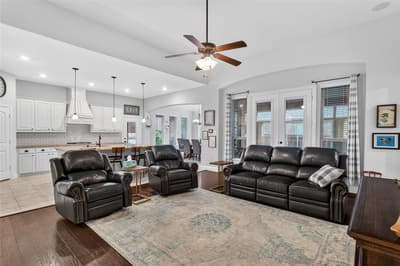 10909 Smithville Place, McKinney TX 75071 - Photo 4