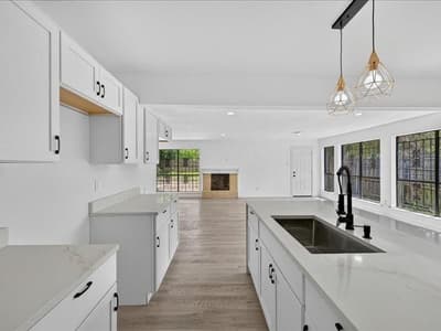 2402 E Overton Road, Dallas TX 75216 - Photo 4