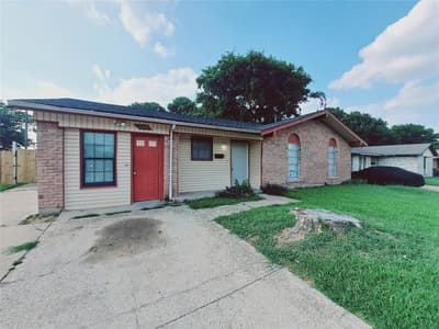 3205 Pacesetter Drive, Dallas TX 75241