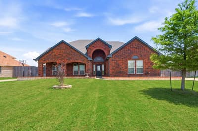 1080 Estates Drive, Kennedale TX 76060
