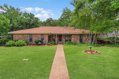 1455 Warrington Court, Fort Worth TX 76112