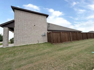 2304 Lonsdale Drive, Mansfield TX 76084 - Photo 2