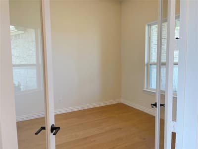 211 Marie Lane, Waxahachie TX 75167 - Photo 4