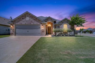 1641 Town Creek Circle, Weatherford TX 76086