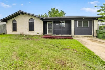 15131 Oakwood Lane, Balch Springs TX 75180