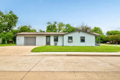105 E Park Street, Little Elm TX 75068 - Photo 3