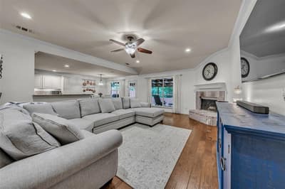 213 King Arthur Drive, Weatherford TX 76086