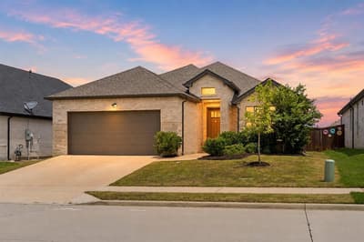 327 Brookview Drive, Lavon TX 75166