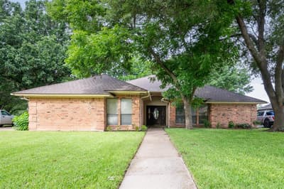 1525 Inverness Road, Mansfield TX 76063 - Photo 2