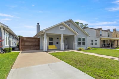 2534 Gladstone Drive, Dallas TX 75211