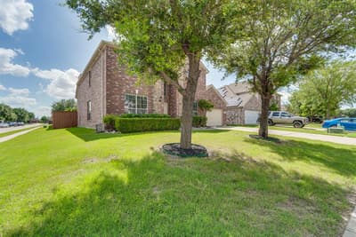 3003 Oak Briar Lane, Grand Prairie TX 75052 - Photo 2