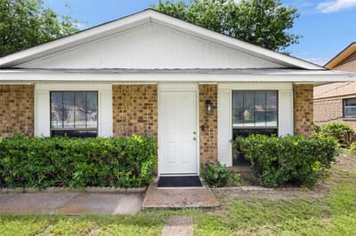 111 Alamo Street, Waxahachie TX 75165 - Photo 2