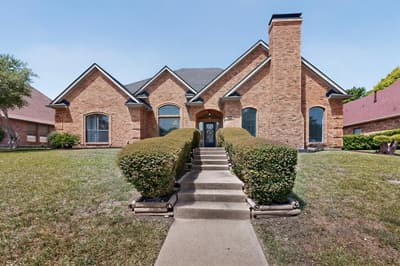 705 Bent Creek Drive, DeSoto TX 75115