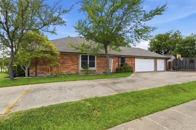8201 Evening Star, Rowlett TX 75089 - Photo 2
