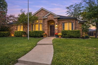 8201 Evening Star, Rowlett TX 75089