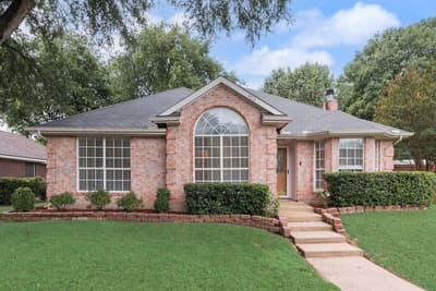 425 Alpine Drive, DeSoto TX 75115