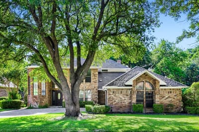 624 Bent Creek Drive, DeSoto TX 75115