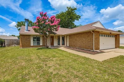 3206 Wintersmith Drive, Arlington TX 76014