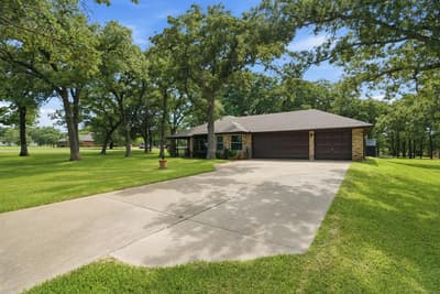 305 Bent Oak Road, Weatherford TX 76086