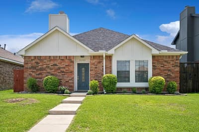 2152 Arbor Creek Drive, Carrollton TX 75010