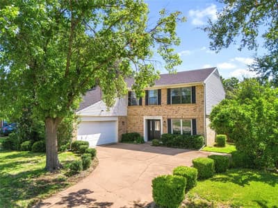 2303 Fall River Drive, Arlington TX 76006