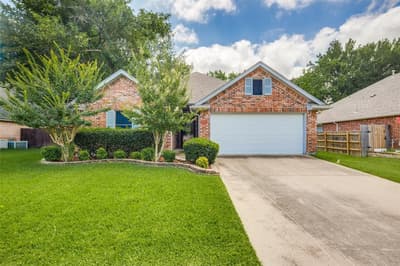 520 Chateau Court, Denton TX 76209