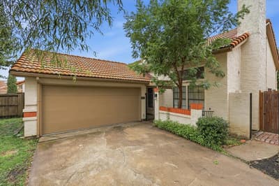 607 Mission Circle, Irving TX 75063