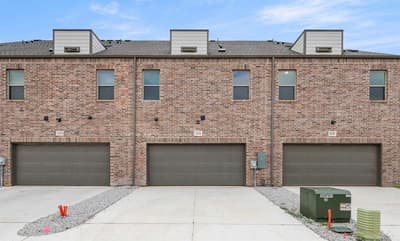 2410 Glacier Way, Mansfield TX 76063 - Photo 2