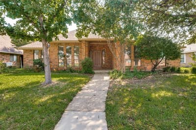 2505 Copper Creek Lane, Carrollton TX 75006