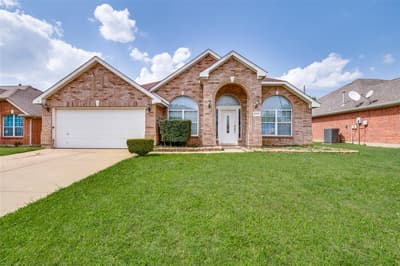2442 Lost Mesa, Grand Prairie TX 75052